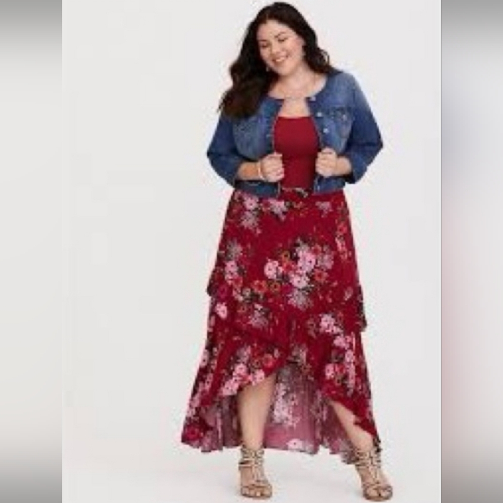 Torrid red floral hi-low skirt